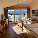 Fischer Am Hotel 3*
