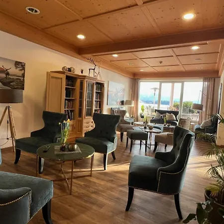 湖畔渔夫酒店 福森