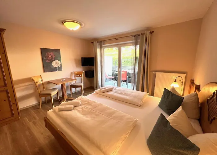 湖畔渔夫酒店 3*