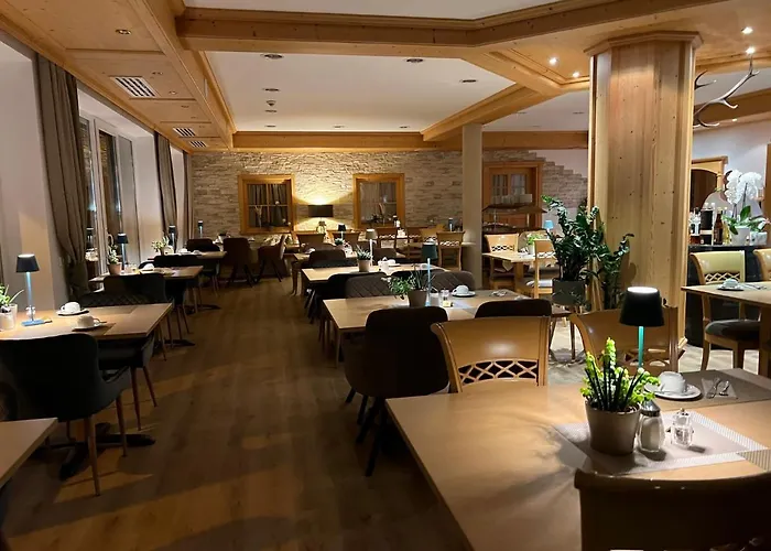 湖畔渔夫酒店 酒店 福森