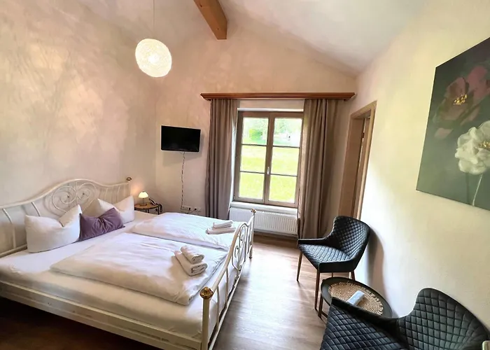 湖畔渔夫酒店 福森