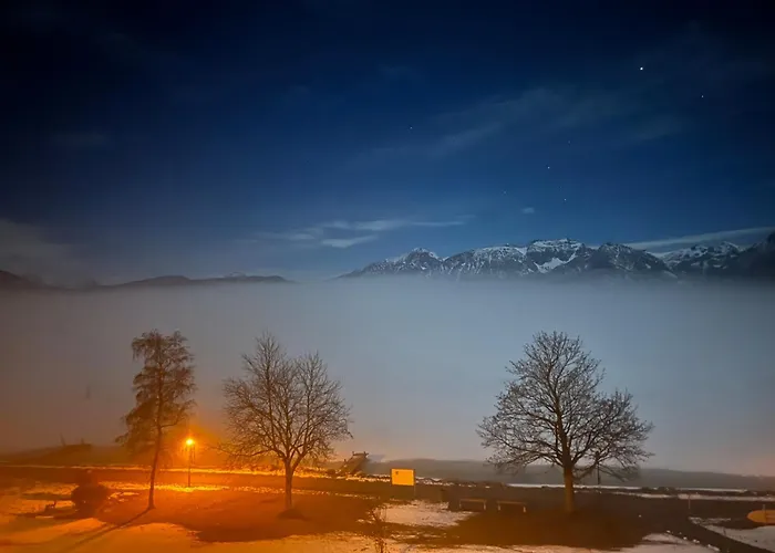 湖畔渔夫酒店 酒店 3*