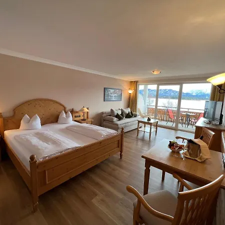 Fischer Am فندق 3*